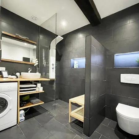 Luminoso En Pleno Centro De Apartment