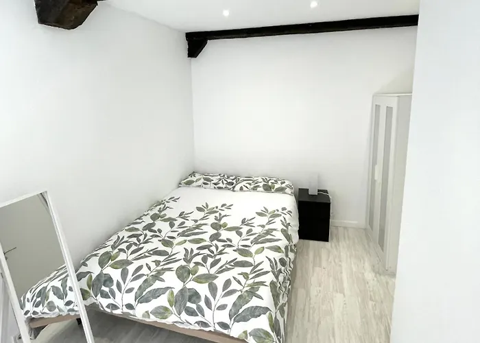 Luminoso En Pleno Centro De *