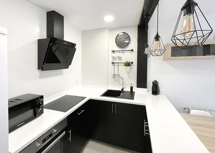 Luminoso En Pleno Centro De *